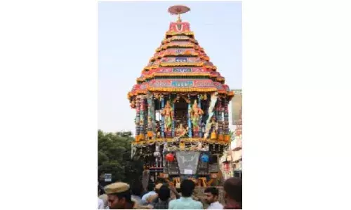 நாளை வரதராஜ பெருமாள் திருத்தேர் உற்வசம்: பாதுகாப்பு பணியில் போலீசார்