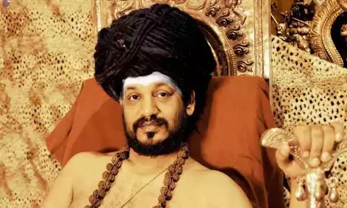 என்னாச்சு நித்திக்கு? சாப்பிட முடியலையாம், தூக்கம் வரலையாம்