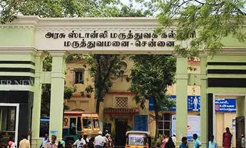 பல்லி விழுந்த சுண்டல் சாப்பிட்ட தாய் 2 பெண் குழந்தைகளுக்கு சிகிச்சை பல்லி விழுந்த சுண்டல் சாப்பிட்ட தாய் 2 பெண் குழந்தைகளுக்கு சிகிச்சை