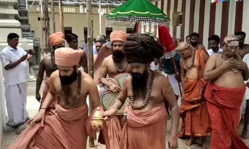 தருமபுரம் ஆதீன குருபூஜை விழாவில் மதுரை ஆதீனம் பங்கேற்பு தருமபுரம் ஆதீன குருபூஜை விழாவில் மதுரை ஆதீனம் பங்கேற்பு