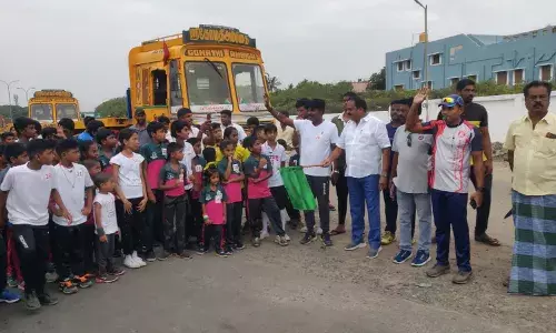 அரசு பள்ளிகளில் சிலம்ப கலைஞர்களுக்கு வேலைவாய்ப்பு வழங்க கோரிக்கை அரசு பள்ளிகளில் சிலம்ப கலைஞர்களுக்கு வேலைவாய்ப்பு வழங்க கோரிக்கை