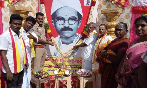 அந்தியூரில் சுதந்திர போராட்ட தியாகி விஸ்வநாததாஸ் பிறந்தநாள் கொண்டாட்டம் அந்தியூரில் சுதந்திர போராட்ட தியாகி விஸ்வநாததாஸ் பிறந்தநாள் கொண்டாட்டம்
