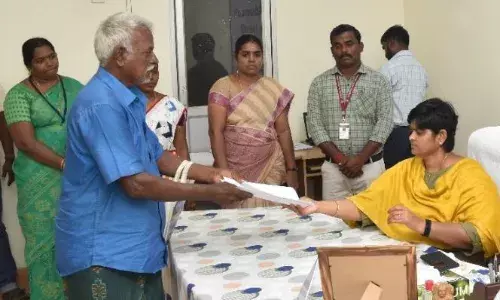 அரியலூர் வட்டத்தில் மாவட்ட கலெக்டர் தலைமையில் 3ம் நாள் ஜமாபந்தி அரியலூர் வட்டத்தில் மாவட்ட கலெக்டர் தலைமையில் 3ம் நாள் ஜமாபந்தி