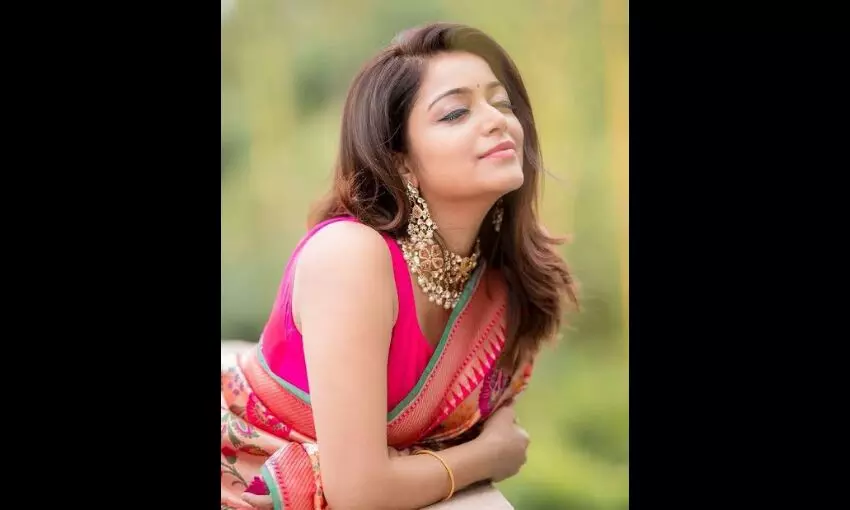 ஜனனி ஐயர்… இது என் பெயரல்ல… இனி நான் ஜனனி..! ஜனனி ஐயர்… இது என் பெயரல்ல… இனி நான் ஜனனி..!