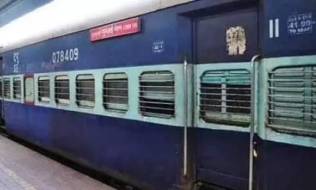 ரயில் வெயிட்டிங் டிக்கெட்களை உறுதிப்படுத்த எளிய வழிகள்... உங்களுக்கு உதவும் ரயில் வெயிட்டிங் டிக்கெட்களை உறுதிப்படுத்த எளிய வழிகள்... உங்களுக்கு உதவும்