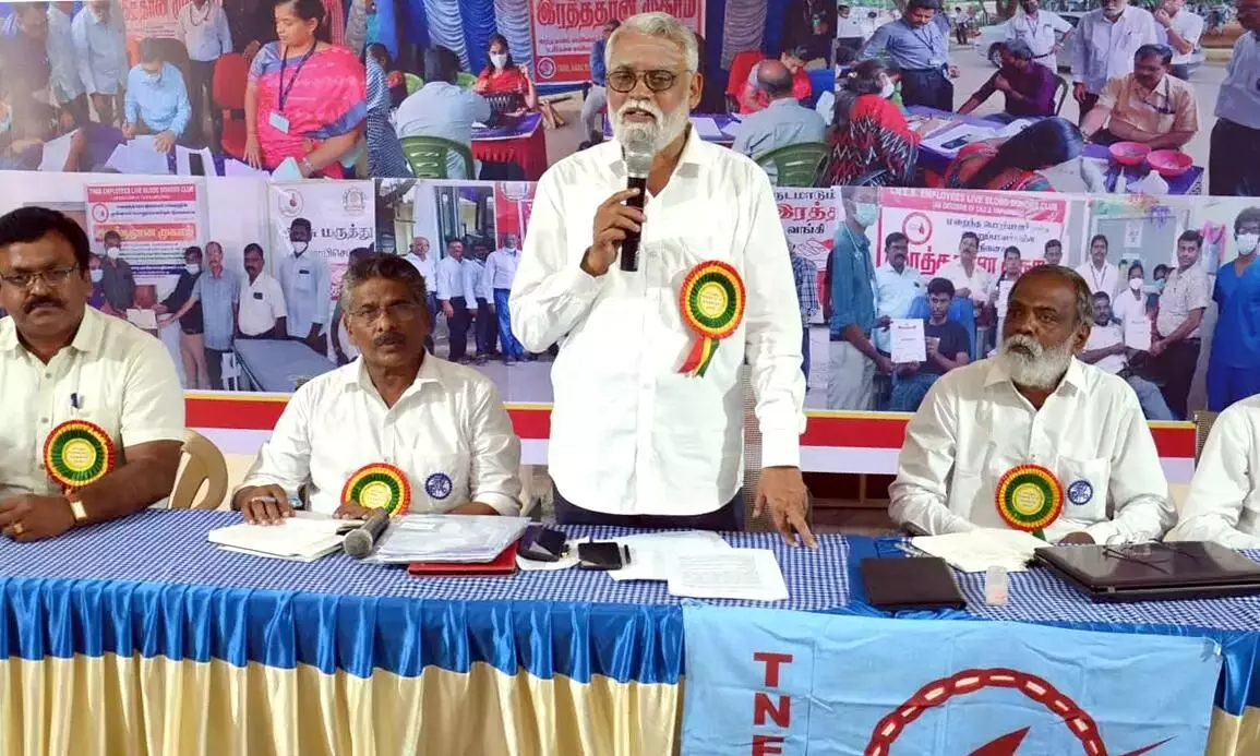 மின்வாரியத்தில் காலிப் பணியிடங்களை நிரப்ப பொறியாளர் சங்கம் கோரிக்கை மின்வாரியத்தில் காலிப் பணியிடங்களை நிரப்ப பொறியாளர் சங்கம் கோரிக்கை