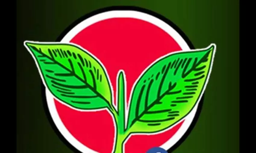 இ.பி.எஸ்., - ஓ.பி.எஸ் குடுமிப்பிடி சண்டை: அ.தி.மு.க. இரட்டை இலை சின்னம் முடங்குமா? இ.பி.எஸ்., - ஓ.பி.எஸ் குடுமிப்பிடி சண்டை: அ.தி.மு.க. இரட்டை இலை சின்னம் முடங்குமா?