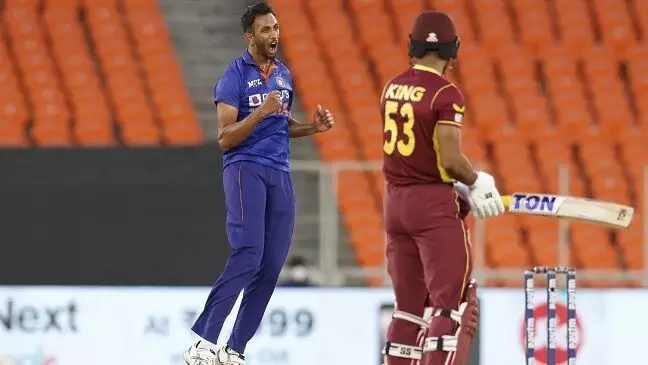 மூன்றாவது ஒருநாள் போட்டியில் இந்திய அணி அபார வெற்றி மூன்றாவது ஒருநாள் போட்டியில் இந்திய அணி அபார வெற்றி