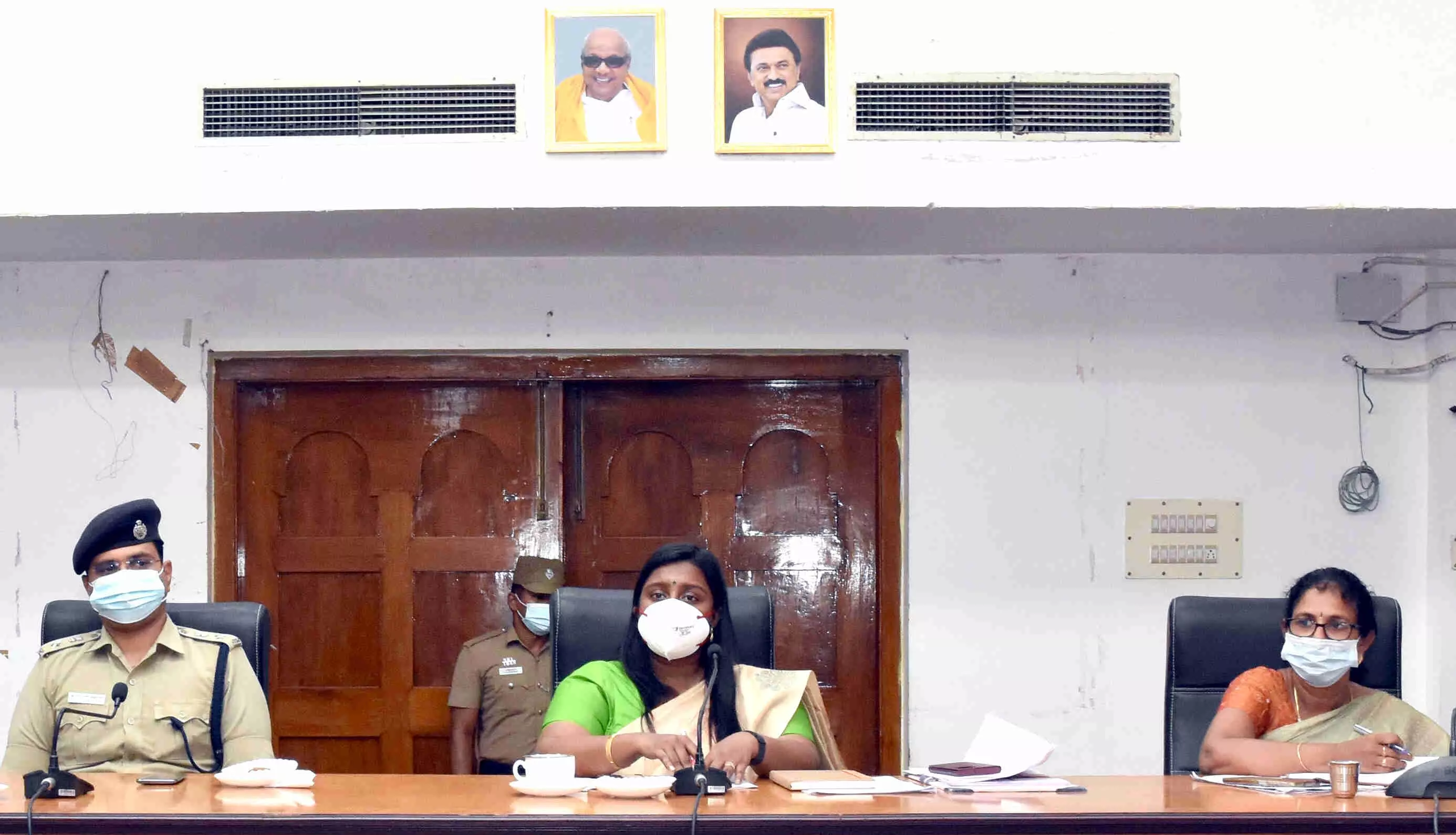 தங்கும் விடுதிகள் லைசென்ஸ் ரத்து- நாமக்கல் மாவட்ட கலெக்டர் எச்சரிக்கை தங்கும் விடுதிகள் லைசென்ஸ் ரத்து- நாமக்கல் மாவட்ட கலெக்டர் எச்சரிக்கை