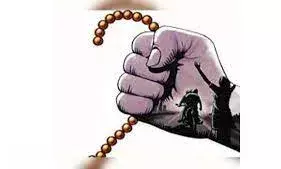 சேத்துப்பட்டில் நூதன முறையில் மூதாட்டியிடம் 6 பவுன் நகை திருட்டு சேத்துப்பட்டில் நூதன முறையில் மூதாட்டியிடம் 6 பவுன் நகை திருட்டு