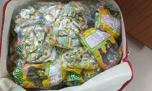 கோவையில் கஞ்சா சாக்லெட் விற்றவர் கைது கோவையில் கஞ்சா சாக்லெட் விற்றவர் கைது