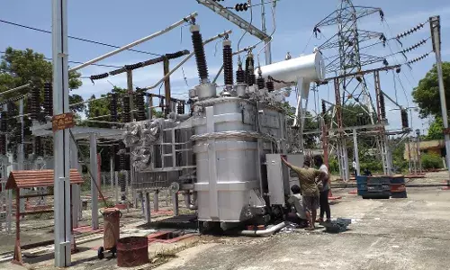 பள்ளிபாளையம் பகுதியில் ஆக.26ல் மாதாந்திர பராமரிப்புக்காக  மின் நிறுத்தம் பள்ளிபாளையம் பகுதியில் ஆக.26ல் மாதாந்திர பராமரிப்புக்காக  மின் நிறுத்தம்