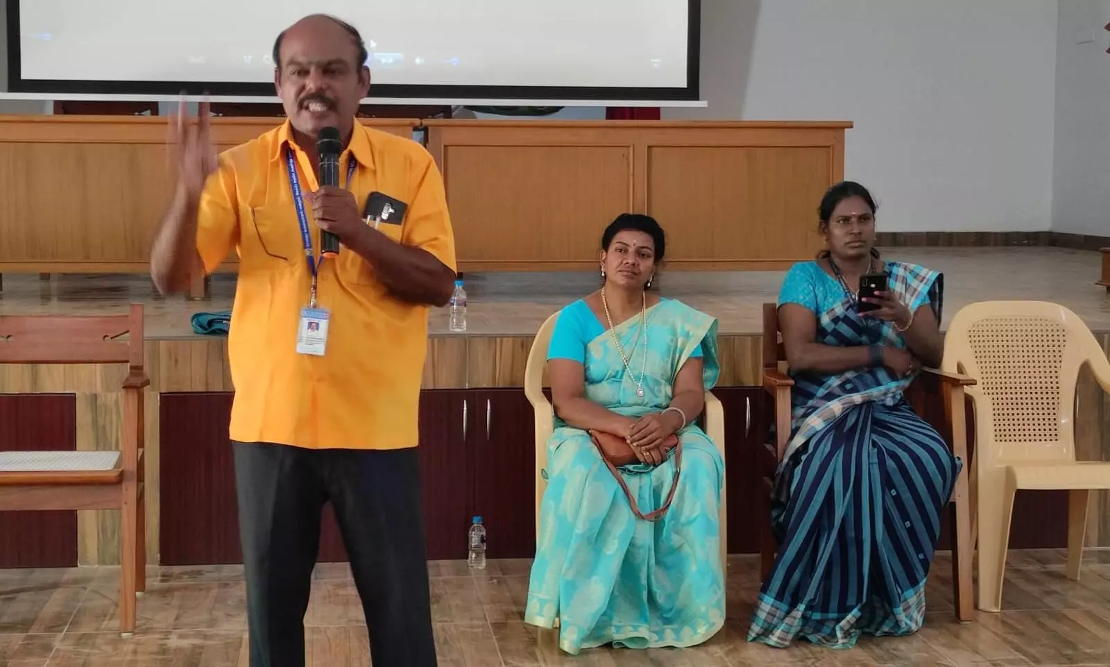பள்ளி மாணவ, மாணவிகளுக்கான விழிப்புணர்வு கருத்தரங்கம் பள்ளி மாணவ, மாணவிகளுக்கான விழிப்புணர்வு கருத்தரங்கம்