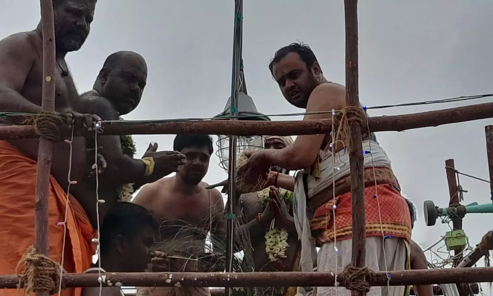 தாராபட்டி கிராம மந்தையம்மன் ஆலயத்தில் குடமுழுக்கு தாராபட்டி கிராம மந்தையம்மன் ஆலயத்தில் குடமுழுக்கு
