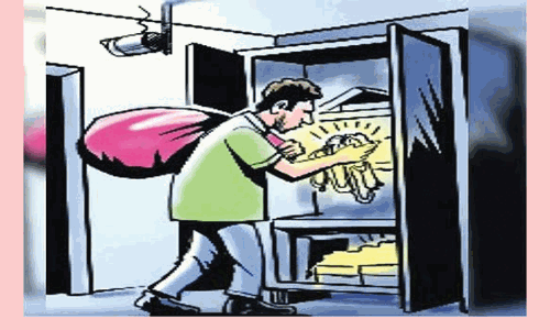 சேத்துப்பட்டு அருகே பூட்டை உடைத்து ஆசிரியர் வீட்டில்   நகை திருட்டு சேத்துப்பட்டு அருகே பூட்டை உடைத்து ஆசிரியர் வீட்டில்   நகை திருட்டு