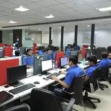 இரட்டை வேலை முறையால் சாப்ட்வேர் நிறுவனங்களுக்கு புதிய சிக்கல் இரட்டை வேலை முறையால் சாப்ட்வேர் நிறுவனங்களுக்கு புதிய சிக்கல்