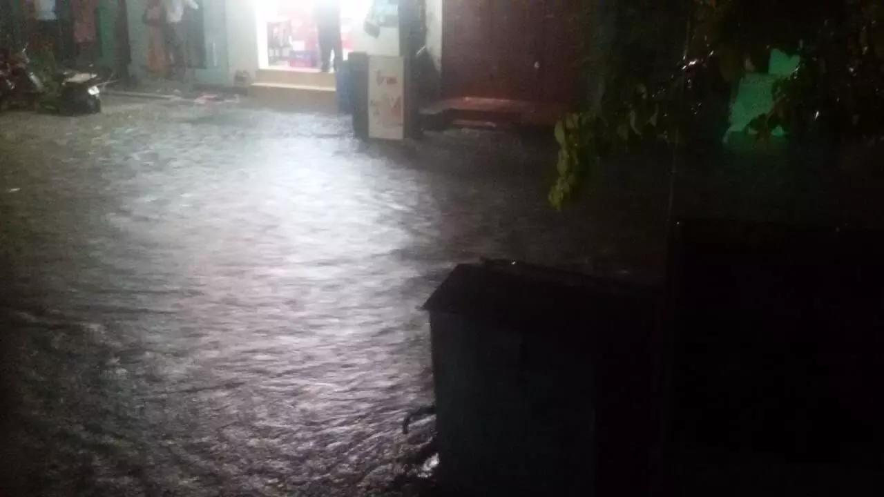 Heavy Rain in Sivakasi Heavy Rain in Sivakasi