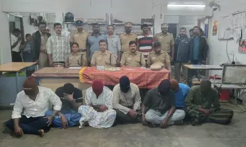 பள்ளிபாளையம் கொள்ளை வழக்கில் குற்றவாளிகள் 7 பேர் கைது பள்ளிபாளையம் கொள்ளை வழக்கில் குற்றவாளிகள் 7 பேர் கைது