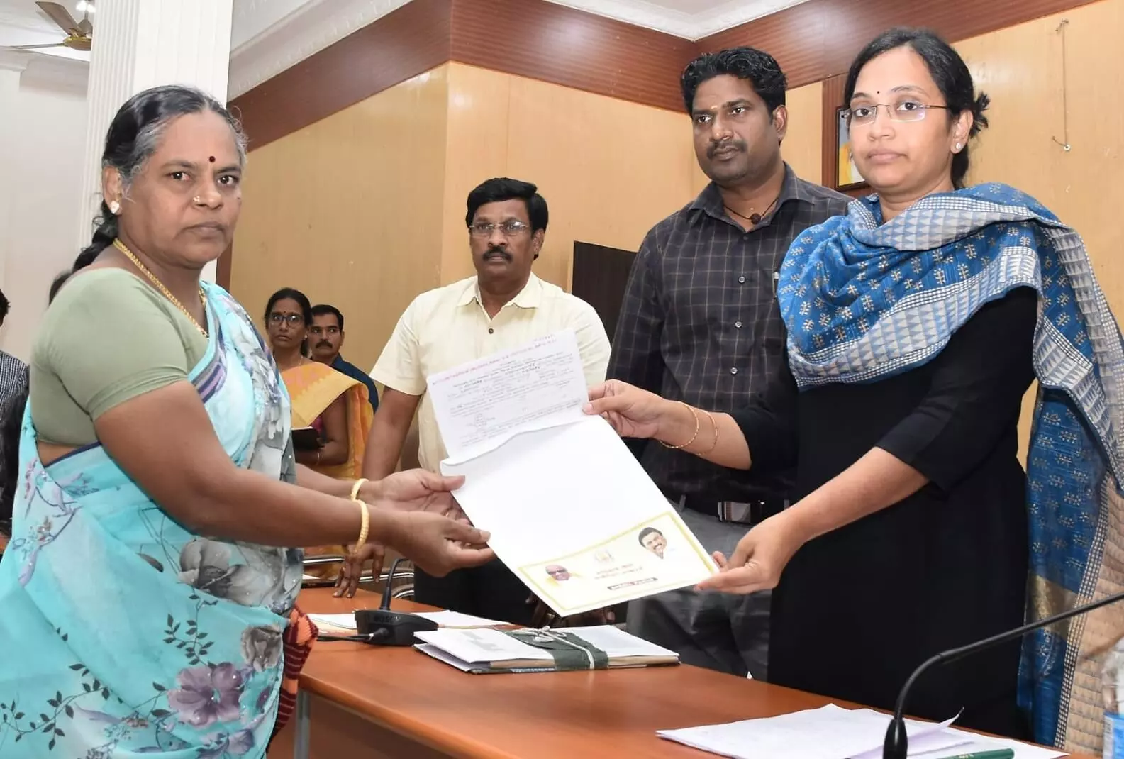 காஞ்சிபுரம் மாவட்ட ஆட்சியர் அலுவலகத்தில் குறை தீர்க்கும் நாள் கூட்டம் காஞ்சிபுரம் மாவட்ட ஆட்சியர் அலுவலகத்தில் குறை தீர்க்கும் நாள் கூட்டம்
