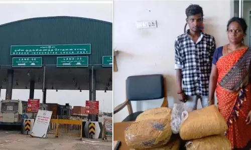 கும்மிடிப்பூண்டி அருகே கஞ்சா கடத்தி வந்த தாய், மகன் கைது கும்மிடிப்பூண்டி அருகே கஞ்சா கடத்தி வந்த தாய், மகன் கைது