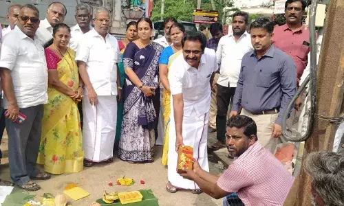 காஞ்சிபுரத்தில்  நலத்திட்ட பணிகளை தொடங்கி வைத்த எம்எல்ஏ எழிலரசன்
