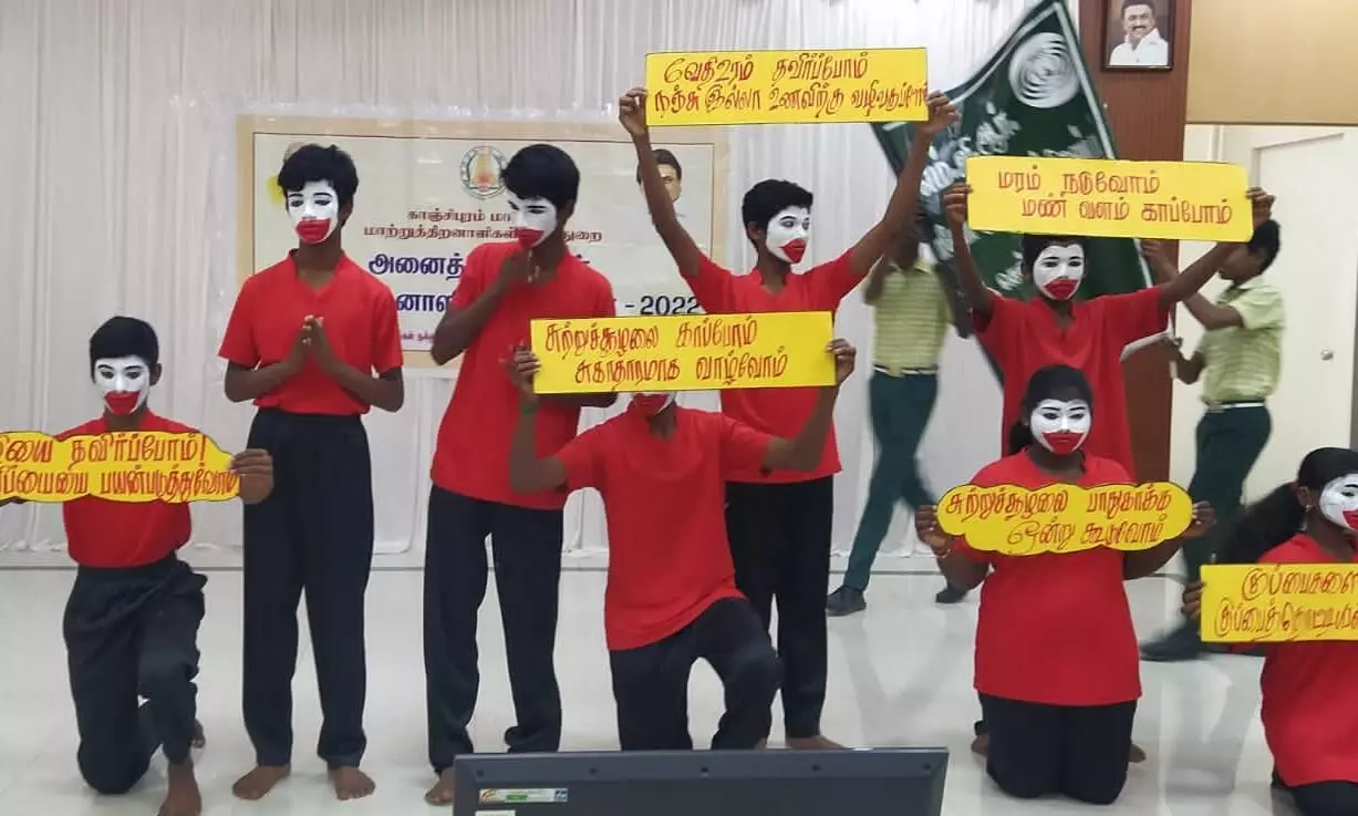 காஞ்சிபுரத்தில் சர்வதேச மாற்றுத்திறனாளிகள் தின விழா.. விழிப்புணர்வு ஏற்படுத்திய மாணவர்கள்… காஞ்சிபுரத்தில் சர்வதேச மாற்றுத்திறனாளிகள் தின விழா.. விழிப்புணர்வு ஏற்படுத்திய மாணவர்கள்…