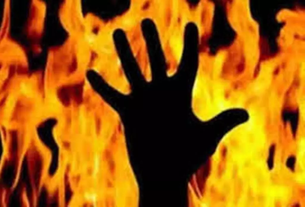 சாத்தூர் பட்டாசு ஆலை விபத்தில் பலி எண்ணிக்கை 4 ஆக உயர்வு சாத்தூர் பட்டாசு ஆலை விபத்தில் பலி எண்ணிக்கை 4 ஆக உயர்வு