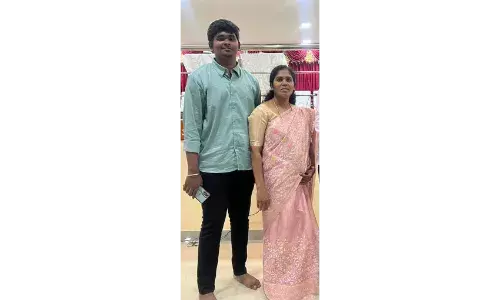 மகனுடன் பெண் கவுன்சிலர் கடத்தப்பட்டதாக புகார்;  மாவட்ட போலீஸ் எஸ்.பி  நேரில் விசாரணை மகனுடன் பெண் கவுன்சிலர் கடத்தப்பட்டதாக புகார்;  மாவட்ட போலீஸ் எஸ்.பி  நேரில் விசாரணை