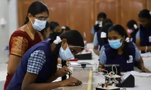செய்முறை தேர்வு தேதி மாற்றம்: பள்ளி கல்வித்துறை