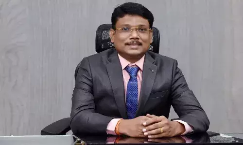 மனித உரிமை ஆணையத்தில் புகார்: வீரளூர் கிராமத்தில் கலெக்டர் நேரில் விசாரணை மனித உரிமை ஆணையத்தில் புகார்: வீரளூர் கிராமத்தில் கலெக்டர் நேரில் விசாரணை