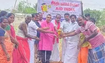எய்டு இந்தியா சார்பில் 5 இலவச வீடுகள்:  எம்.சின்னதுரை எம்எல்ஏ அடிக்கல் எய்டு இந்தியா சார்பில் 5 இலவச வீடுகள்:  எம்.சின்னதுரை எம்எல்ஏ அடிக்கல்