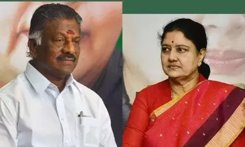 ஓபிஎஸ் எடுக்கும் இறுதி முடிவு..!  எனக்கு வேற வழி தெரியல ஆத்தா..! ஓபிஎஸ் எடுக்கும் இறுதி முடிவு..!  எனக்கு வேற வழி தெரியல ஆத்தா..!