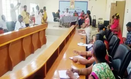 ஆரணி ஊராட்சி ஒன்றிய கூட்டத்தில் குடிநீர் பிரச்சினை தீர்க்க வலியுறுத்தல் ஆரணி ஊராட்சி ஒன்றிய கூட்டத்தில் குடிநீர் பிரச்சினை தீர்க்க வலியுறுத்தல்