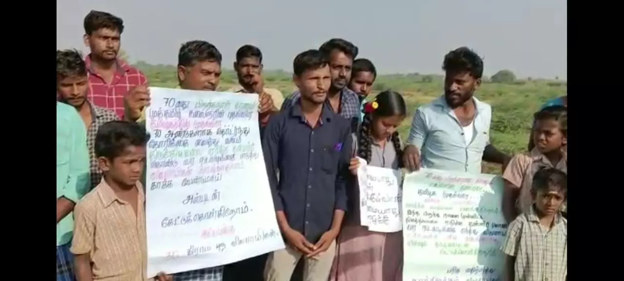 கொல்லிமலை உபரி நீரை ஏரிகளுக்கு திருப்பி விட கோரும் கிராம மக்கள் கொல்லிமலை உபரி நீரை ஏரிகளுக்கு திருப்பி விட கோரும் கிராம மக்கள்