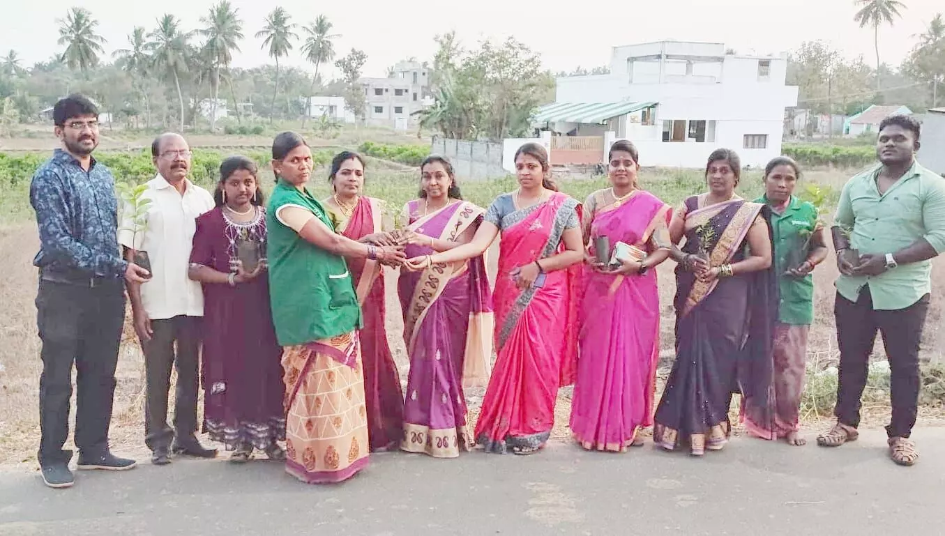 திருச்சி அருகே கிராம ஊராட்சியில் சர்வதேச மகளிர் தினவிழா கொண்டாட்டம் திருச்சி அருகே கிராம ஊராட்சியில் சர்வதேச மகளிர் தினவிழா கொண்டாட்டம்