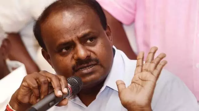 விவசாயி மகனை திருமணம் செய்தால் ரூ.2 லட்சம் பரிசு விவசாயி மகனை திருமணம் செய்தால் ரூ.2 லட்சம் பரிசு