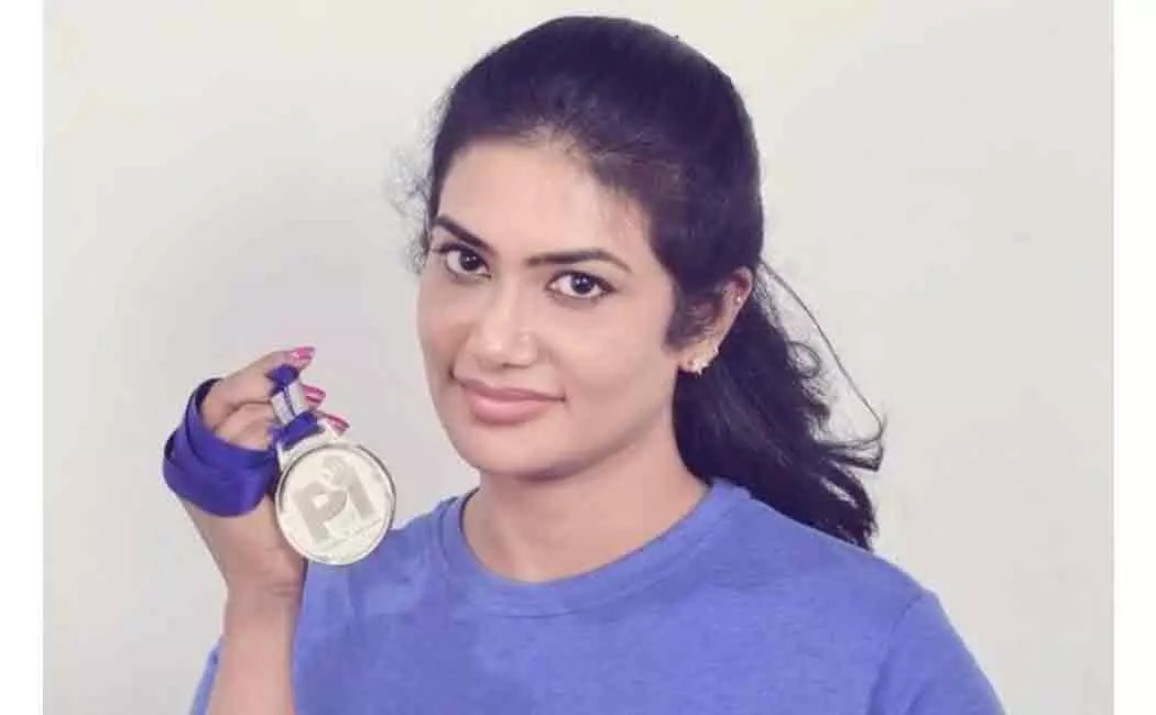 ‘முயற்சித்தால் முடியாதது எதுவுமில்லை’- பளு தூக்கும் வீரர் டாக்டர் ஆர்த்தி அருண் ‘பளிச்’ ‘முயற்சித்தால் முடியாதது எதுவுமில்லை’- பளு தூக்கும் வீரர் டாக்டர் ஆர்த்தி அருண் ‘பளிச்’