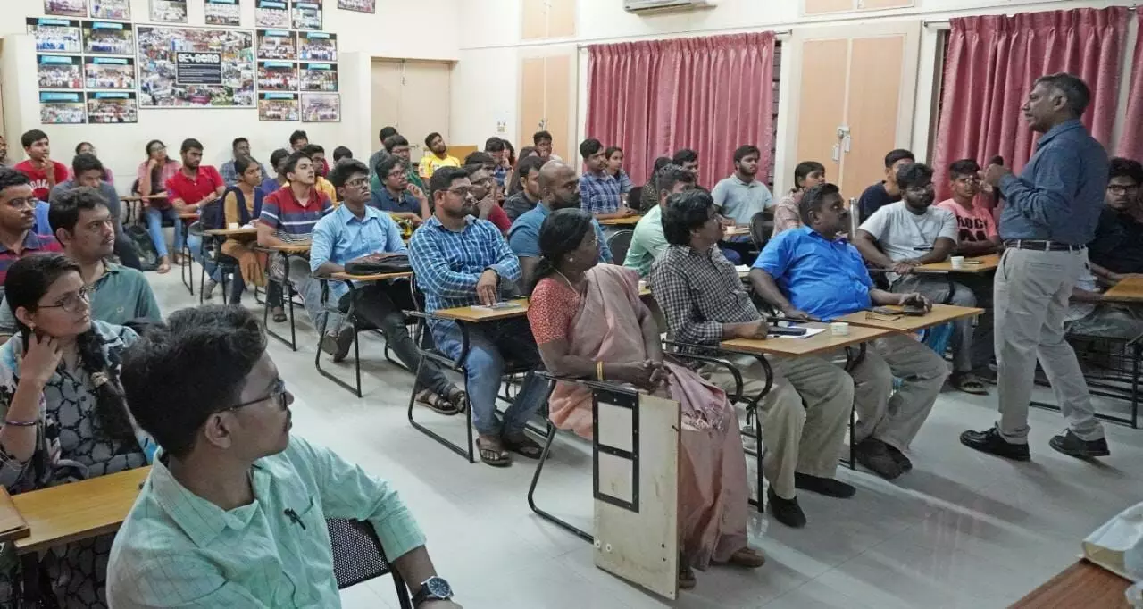 திருச்சி என்.ஐ.டி.யில் வலிப்பு நோய் கண்டறிதல் பற்றிய மருத்துவ சொற்பொழிவு திருச்சி என்.ஐ.டி.யில் வலிப்பு நோய் கண்டறிதல் பற்றிய மருத்துவ சொற்பொழிவு