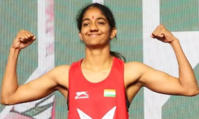 உலக மகளிர் குத்துச்சண்டை போட்டி: இந்திய வீராங்கனை நிது கங்காஸ் தங்கம் வென்று சாதனை உலக மகளிர் குத்துச்சண்டை போட்டி: இந்திய வீராங்கனை நிது கங்காஸ் தங்கம் வென்று சாதனை