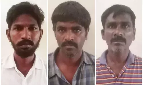 காஞ்சி கொள்ளை சம்பவம் தொடர்பாக மூவர் கைது: 62 சவரன் பறிமுதல் காஞ்சி கொள்ளை சம்பவம் தொடர்பாக மூவர் கைது: 62 சவரன் பறிமுதல்