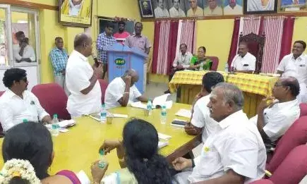 திருவண்ணாமலை: ஆரணி நகர மன்ற  கூட்டத்தில் பல்வேறு தீர்மானங்கள் நிறைவேற்றம் திருவண்ணாமலை: ஆரணி நகர மன்ற  கூட்டத்தில் பல்வேறு தீர்மானங்கள் நிறைவேற்றம்