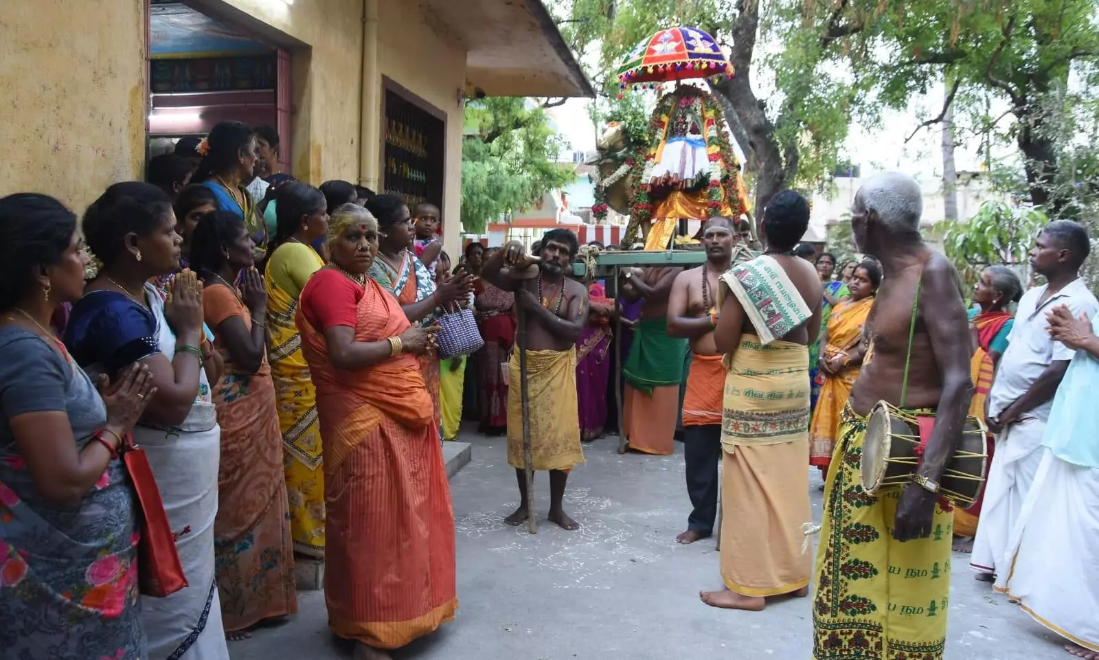 மதுரை மாவட்ட கோயில்களில் பிரதோஷ விழா மதுரை மாவட்ட கோயில்களில் பிரதோஷ விழா