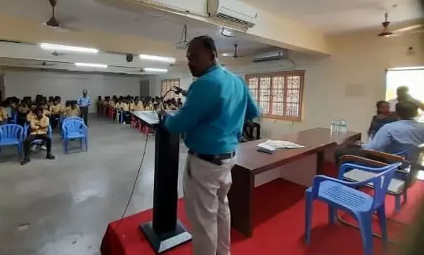 நகராட்சி சார்பில் தூய்மை இயக்க விழிப்புணர்வு முகாம் நகராட்சி சார்பில் தூய்மை இயக்க விழிப்புணர்வு முகாம்