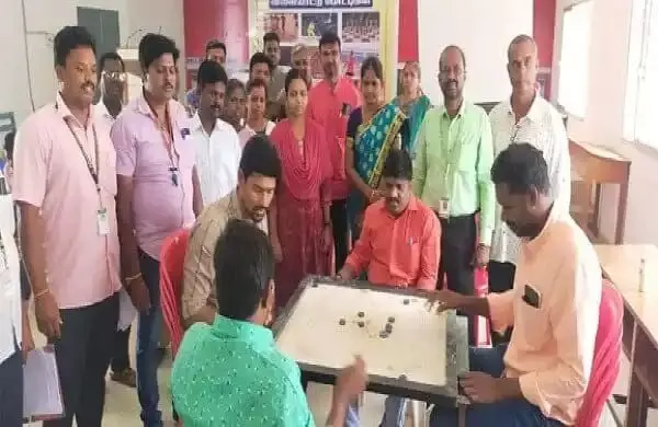 திருவண்ணாமலை மாவட்ட வருவாய் அலுவலா்களுக்கு விளையாட்டுப் போட்டிகள் திருவண்ணாமலை மாவட்ட வருவாய் அலுவலா்களுக்கு விளையாட்டுப் போட்டிகள்