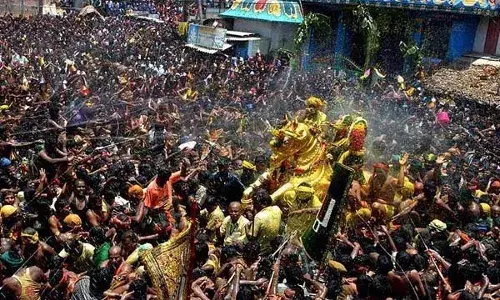 தமிழகத்தின் மிகப்பெரிய திருவிழா பார்க்க மதுரை வாரீங்களா.... தமிழகத்தின் மிகப்பெரிய திருவிழா பார்க்க மதுரை வாரீங்களா....