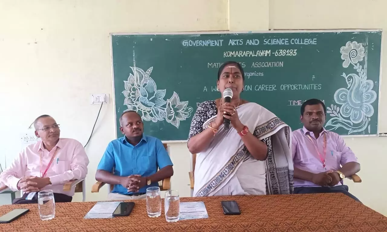 குமாரபாளையம் அரசு கலை அறிவியல் கல்லூரியில் கருத்தரங்கம் குமாரபாளையம் அரசு கலை அறிவியல் கல்லூரியில் கருத்தரங்கம்