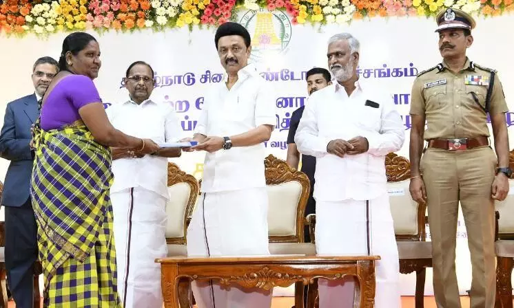 முன்னாள் சிறைவாசிகள் 660 பேருக்கு சுயதொழில் தொடங்க ரூ.3.30 கோடி முன்னாள் சிறைவாசிகள் 660 பேருக்கு சுயதொழில் தொடங்க ரூ.3.30 கோடி