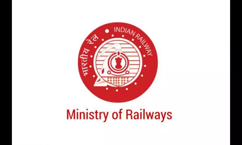 ரயிலில் செல்லப்பிராணிகளை கொண்டு செல்ல முன்பதிவு வசதி: ரயில்வே அமைச்சகம் ரயிலில் செல்லப்பிராணிகளை கொண்டு செல்ல முன்பதிவு வசதி: ரயில்வே அமைச்சகம்