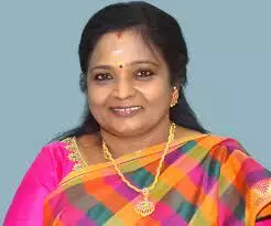 தி கேரளா ஸ்டோரி படம் எப்படி? சான்றிதழ் அளிக்கிறார் ஆளுநர் தமிழிசை தி கேரளா ஸ்டோரி படம் எப்படி? சான்றிதழ் அளிக்கிறார் ஆளுநர் தமிழிசை