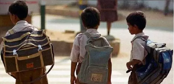 கோவையில் பள்ளி படிப்பை பாதியில் விட்ட மாணவர்களுக்கு கவுன்சிலிங் கோவையில் பள்ளி படிப்பை பாதியில் விட்ட மாணவர்களுக்கு கவுன்சிலிங்
